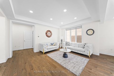 Photo 6 at 58 Stilton Avenue, Kleinburg, Vaughan