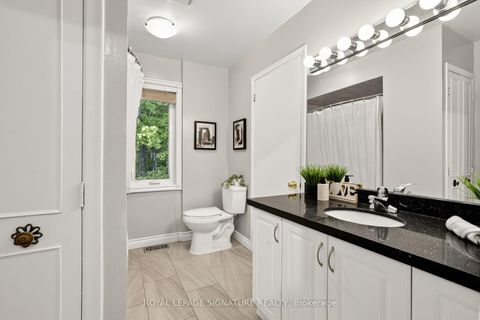 Photo 31 at 43 Sagebrush Lane, Donalda, Toronto