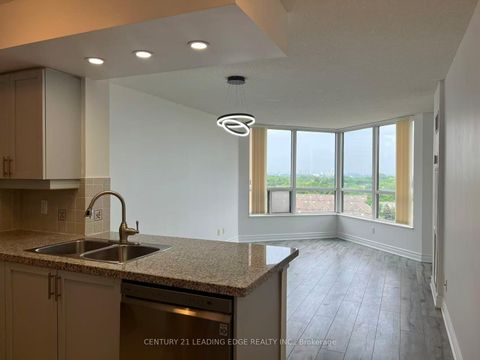 Photo 5 at 913 - 10 Northtown Way, Willowdale East, Toronto