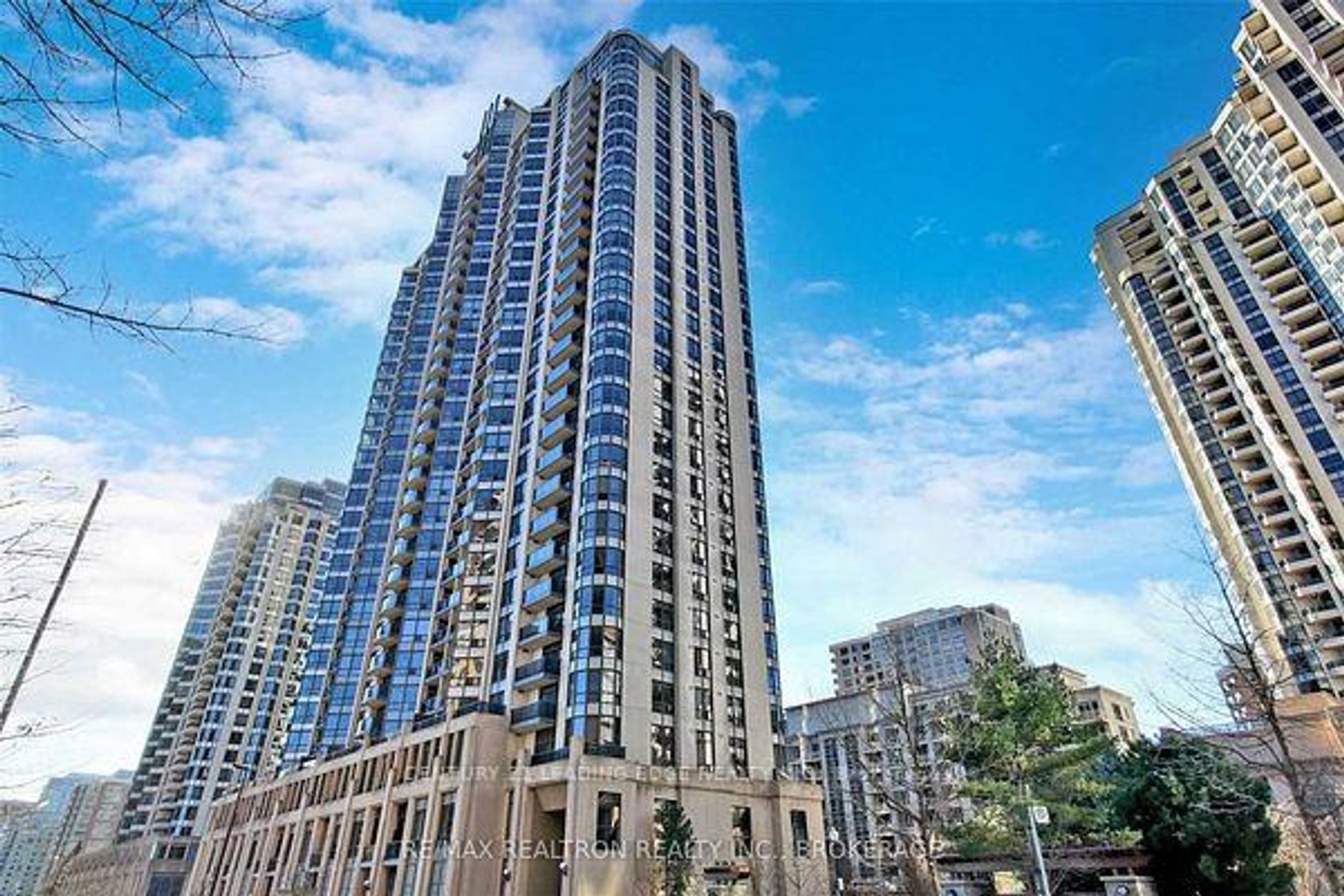 913 - 10 Northtown Way, Willowdale East, Toronto photo number 2