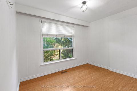 Photo 8 at 334 Moore Park Avenue, Newtonbrook West, Toronto