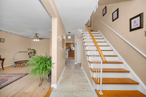 Photo 7 at 48 Goldsboro Road, Humber Summit, Toronto