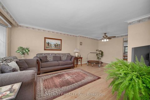 Photo 8 at 48 Goldsboro Road, Humber Summit, Toronto