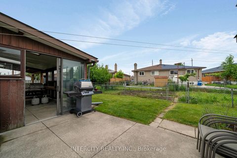Photo 36 at 48 Goldsboro Road, Humber Summit, Toronto