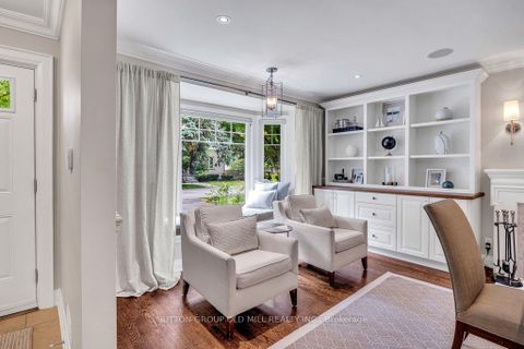 Photo 5 at 38 Edgemore Drive, Queensway, Toronto