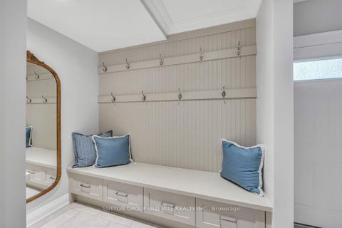 Photo 20 at 38 Edgemore Drive, Queensway, Toronto