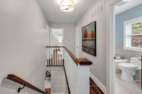 Photo 21 at 38 Edgemore Drive, Queensway, Toronto
