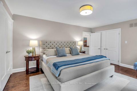 Photo 22 at 38 Edgemore Drive, Queensway, Toronto