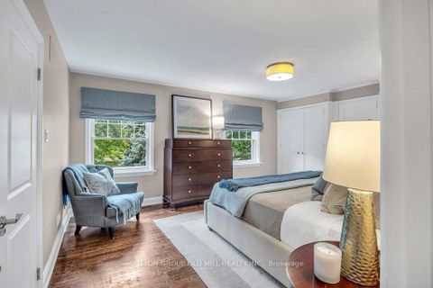 Photo 24 at 38 Edgemore Drive, Queensway, Toronto