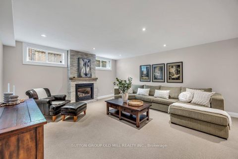 Photo 30 at 38 Edgemore Drive, Queensway, Toronto