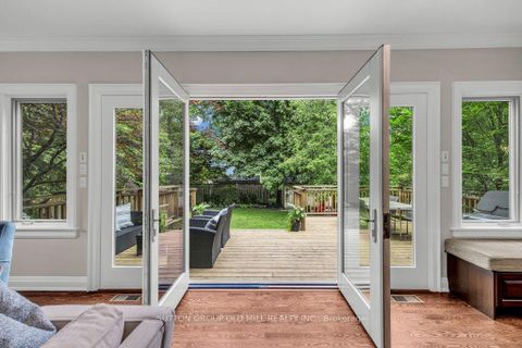 Photo 35 at 38 Edgemore Drive, Queensway, Toronto