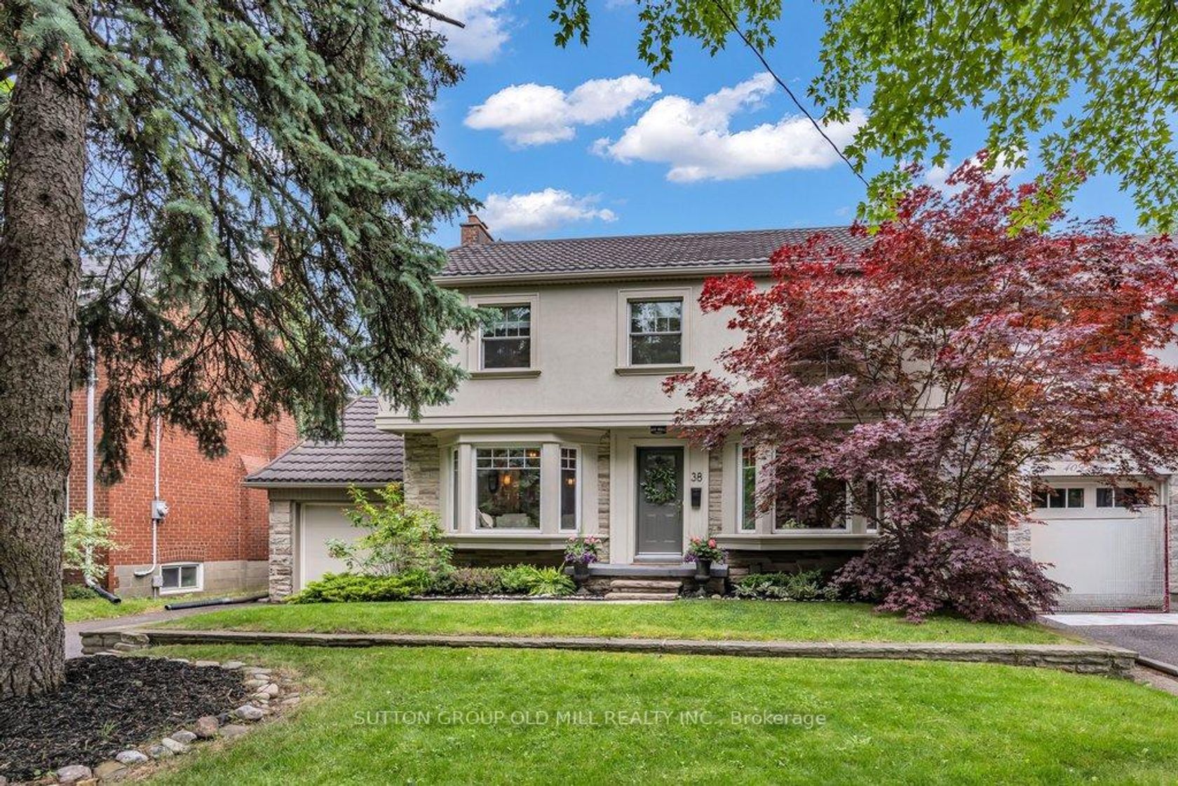 38 Edgemore Drive, Queensway, Toronto photo number 2