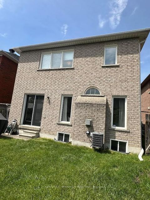 Photo 1 at 4 Pogonia Street, Rouge E11, Toronto