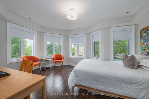 Photo 30 at 69 Lobo Mews, City Centre West, Toronto
