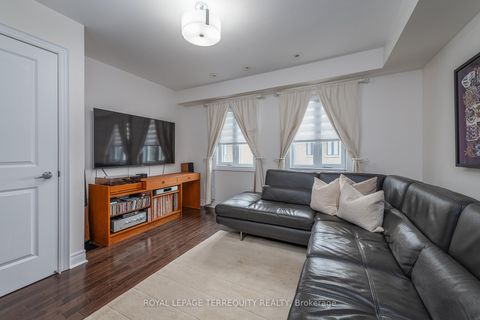 Photo 34 at 69 Lobo Mews, City Centre West, Toronto