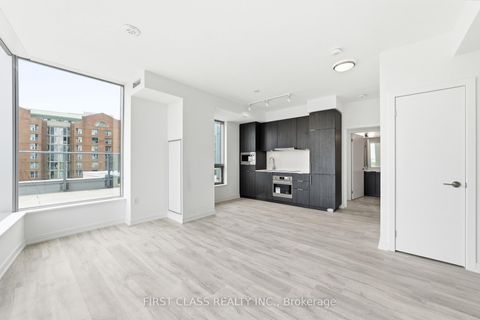 Photo 5 at S707 - 8 Olympic Garden Drive, Newtonbrook East, Toronto