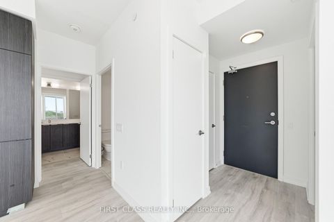 Photo 12 at S707 - 8 Olympic Garden Drive, Newtonbrook East, Toronto