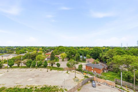 Photo 25 at S707 - 8 Olympic Garden Drive, Newtonbrook East, Toronto