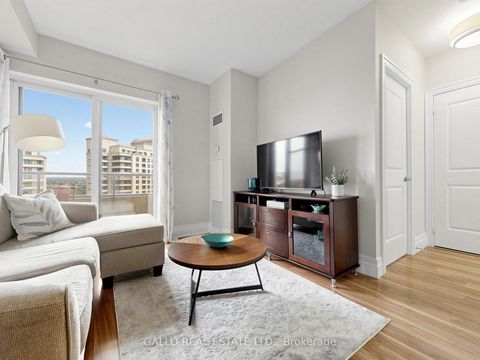 Photo 13 at 1407 - 9225 Jane Street N, Maple, Vaughan