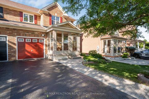 Photo 1 at 14 Pinoak Street, Rouge E11, Toronto