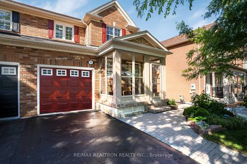 Photo 2 at 14 Pinoak Street, Rouge E11, Toronto