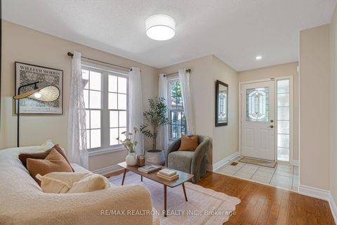 Photo 4 at 14 Pinoak Street, Rouge E11, Toronto