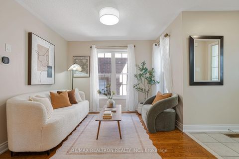 Photo 6 at 14 Pinoak Street, Rouge E11, Toronto
