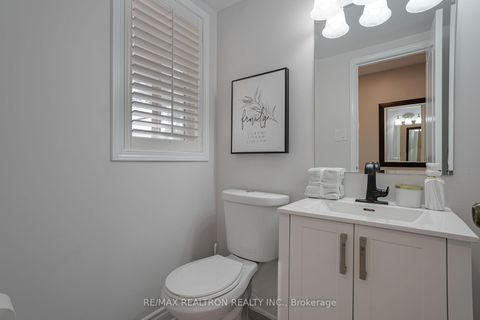 Photo 8 at 14 Pinoak Street, Rouge E11, Toronto