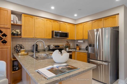 Photo 10 at 14 Pinoak Street, Rouge E11, Toronto