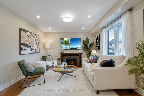 Photo 16 at 14 Pinoak Street, Rouge E11, Toronto