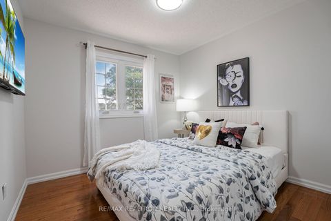 Photo 19 at 14 Pinoak Street, Rouge E11, Toronto