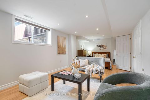 Photo 29 at 14 Pinoak Street, Rouge E11, Toronto