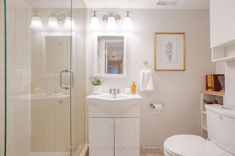 Photo 32 at 14 Pinoak Street, Rouge E11, Toronto