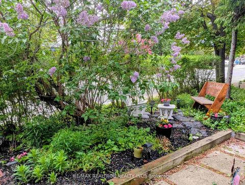 Photo 28 at 319 Wychwood Avenue, Cedarvale, Toronto
