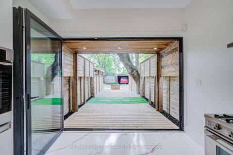 Photo 15 at 10 Saunders Avenue, Roncesvalles, Toronto