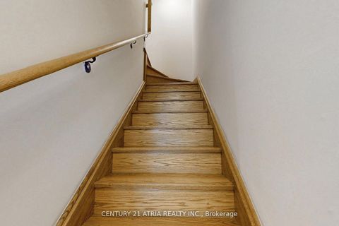 Photo 12 at 76 Hargrave Lane, York Mills, Toronto