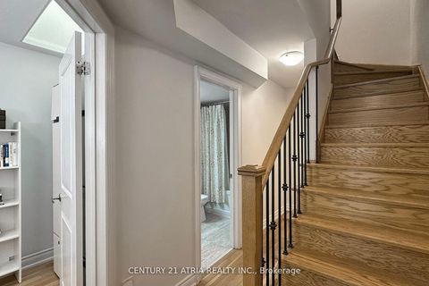 Photo 20 at 76 Hargrave Lane, York Mills, Toronto