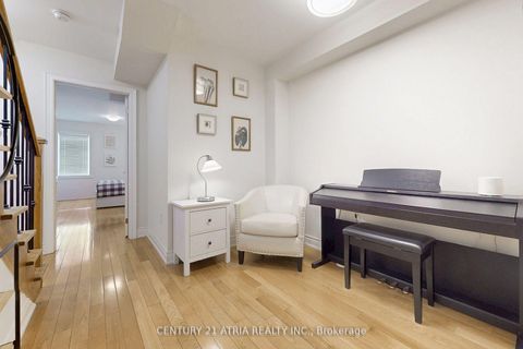 Photo 21 at 76 Hargrave Lane, York Mills, Toronto