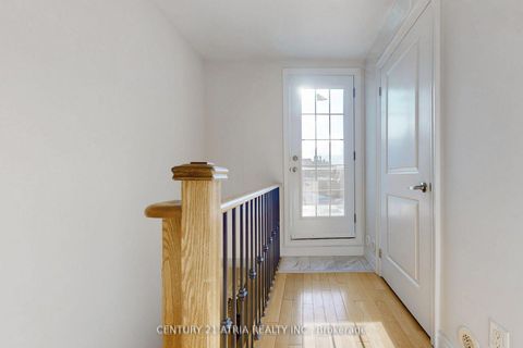 Photo 31 at 76 Hargrave Lane, York Mills, Toronto