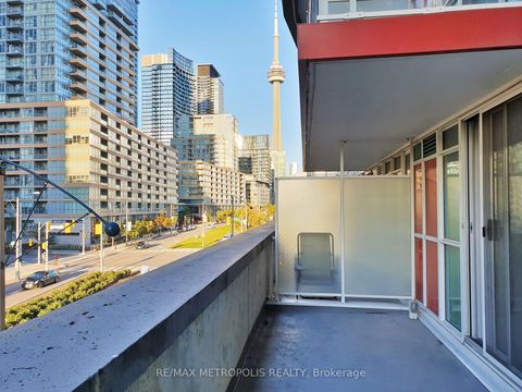 Photo 8 at 312 - 85 Queens Wharf Road, Waterfront Communities C1, Toronto