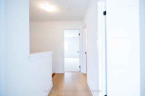 Photo 10 at 236 Prince William Way, Shore, Barrie