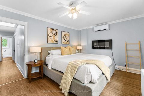 Photo 11 at 685 Annette Street, Bloor West Village, Toronto