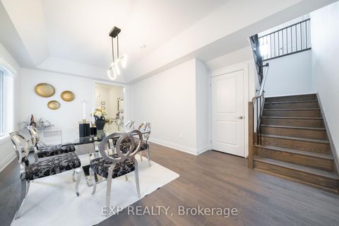 Photo 8 at 114 Seguin Street, Oak Ridges, Richmond Hill