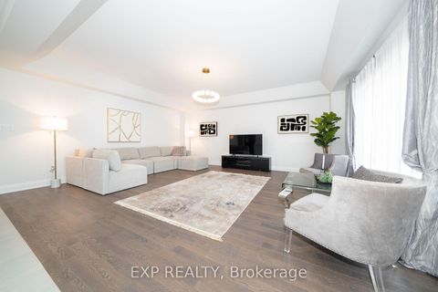 Photo 13 at 114 Seguin Street, Oak Ridges, Richmond Hill
