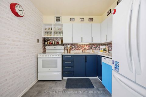 Photo 13 at 1502 - 980 Broadview Avenue, Broadview North, Toronto