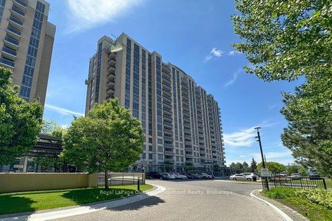 Photo 1 at 722 - 18 Mondeo Drive, Dorset Park, Toronto