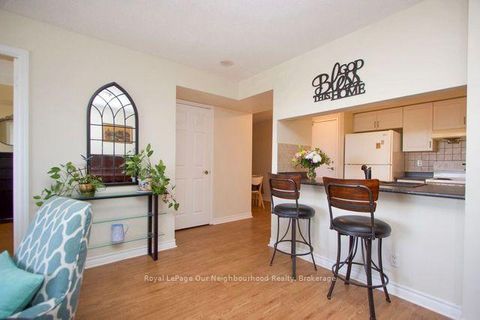 Photo 14 at 722 - 18 Mondeo Drive, Dorset Park, Toronto