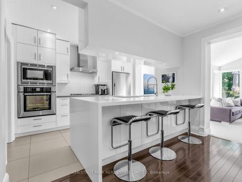 Photo 7 at 303 Belsize Drive, Mount Pleasant East, Toronto