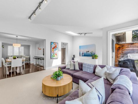 Photo 12 at 303 Belsize Drive, Mount Pleasant East, Toronto