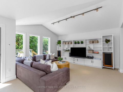 Photo 13 at 303 Belsize Drive, Mount Pleasant East, Toronto